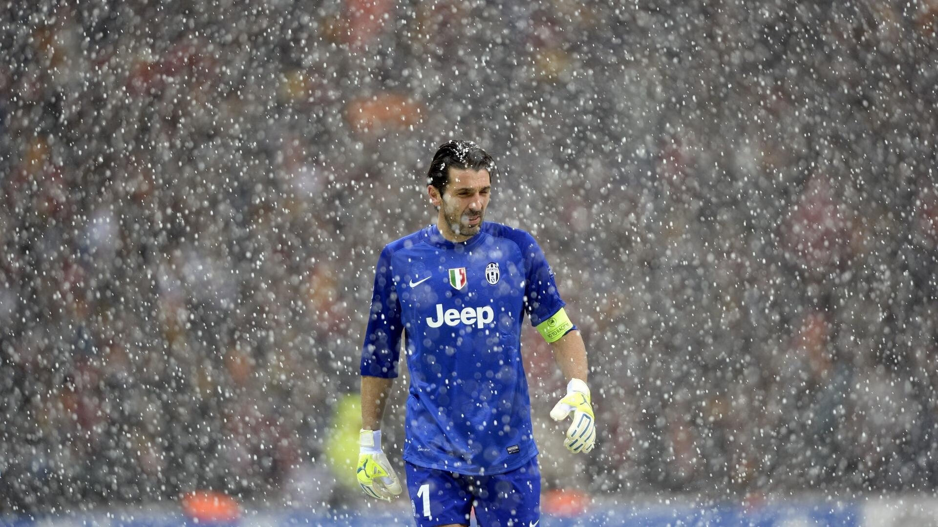 “超强篮下防守：联盟中最具压迫感的防线”，篮下如何对抗