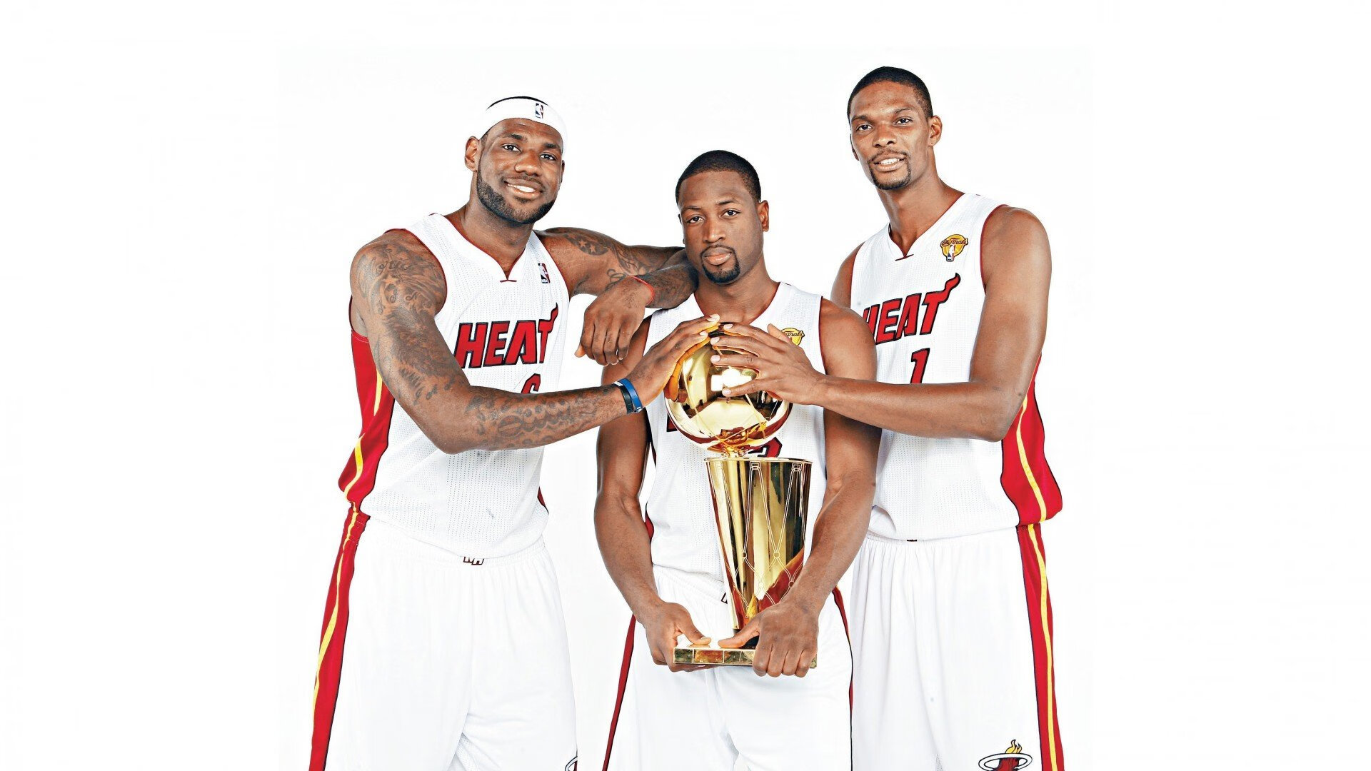 拜仁锋线老化是否影响欧冠竞争力，拜仁巅峰